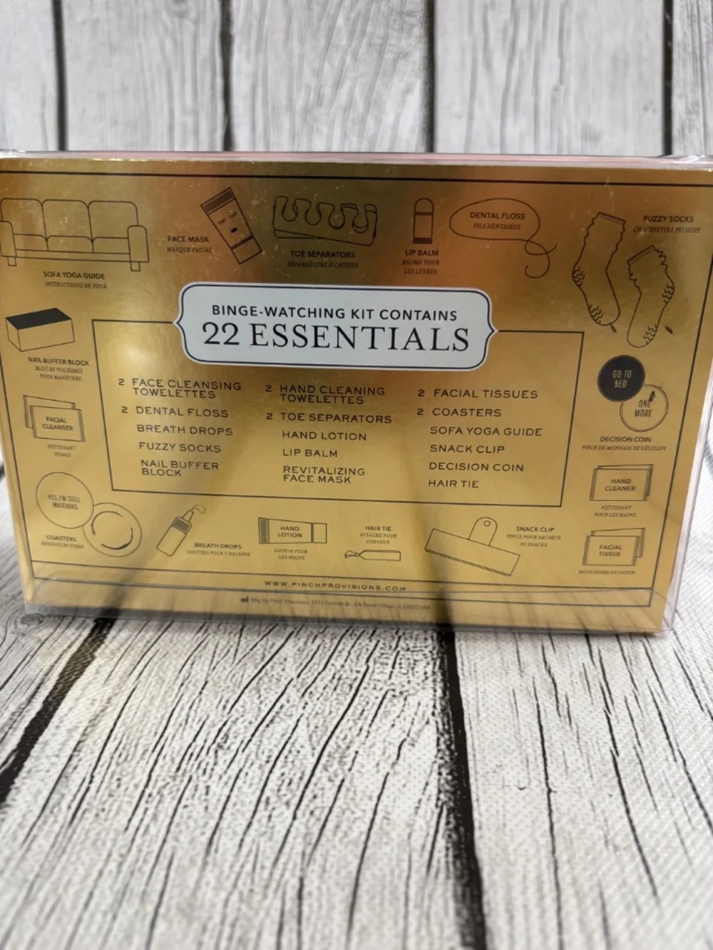 NWT Pinch Provisions Binge-Watching Beauty Kit 22 Essentials Gift Set